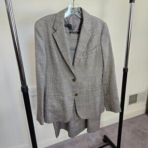 Saint Laurie Women's Beige/Blue Skirted Suit, Size 10, Hand Stitched, Vintage